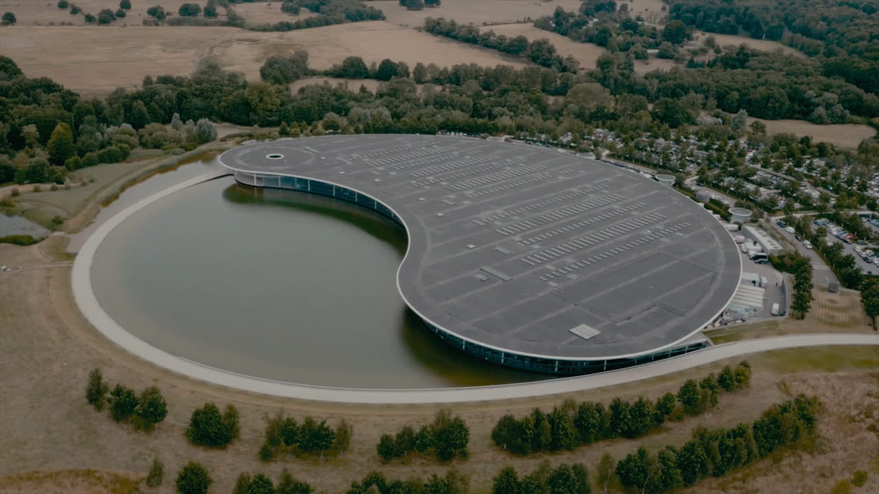 McLaren Technology Centre: Where workshops for the participating scale-ups take place