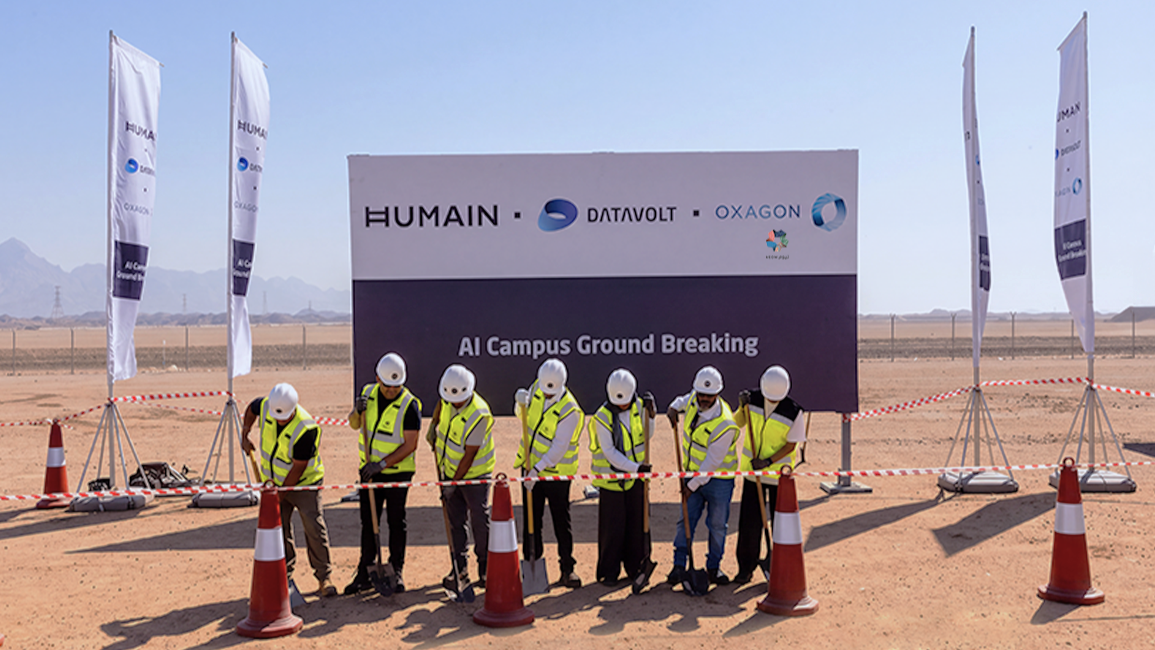 data center Humain x Datavolt