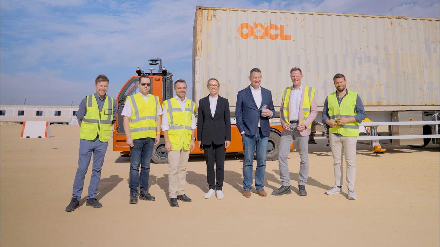 Aitonomi founders, Torsten Scholl and Xenia Scholl, pictured with the Oxagon and NEOM Innovation teams.,Caption of the image